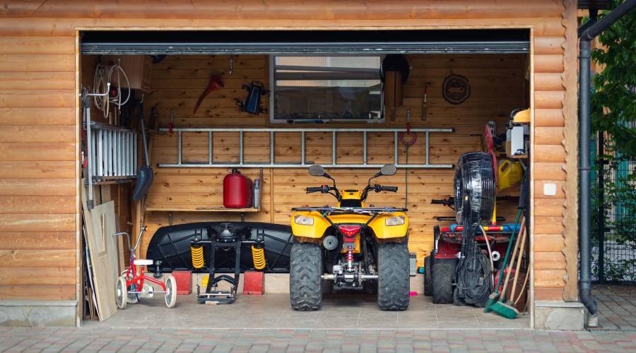 Houten garage Houten garage